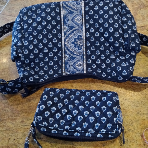 Bag - Picture 1 of 6